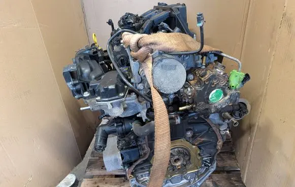 Renault Trafic III (X82) Engine R9MD R9MD450 C015564