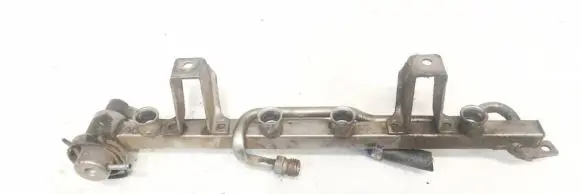 Volkswagen PASSAT B5 Fuel main line pipe 06B133681
