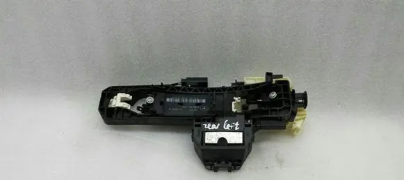 Rear door exterior handle/bracket