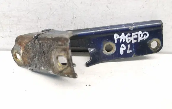 Engine bonnet/hood hinges