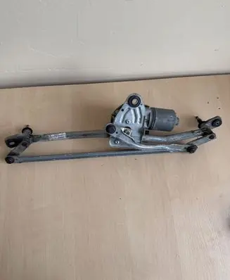 Audi A6 S6 C6 4F Front wiper linkage and motor 4F1955023