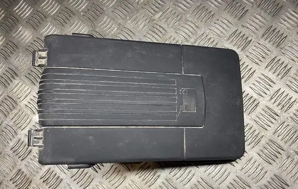 Volkswagen PASSAT B6 Battery box tray cover/lid 1K0915443C