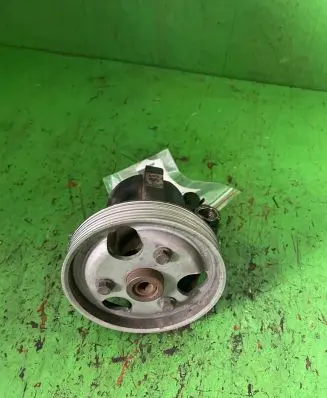 Renault Megane I Power steering pump