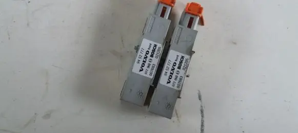 Volvo S60 Airbag deployment crash/impact sensor 9452777