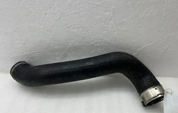 Volvo V40 Intercooler hose/pipe 31439896