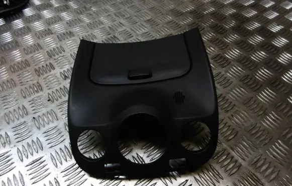 KIA Rio Glove box 1G84741400