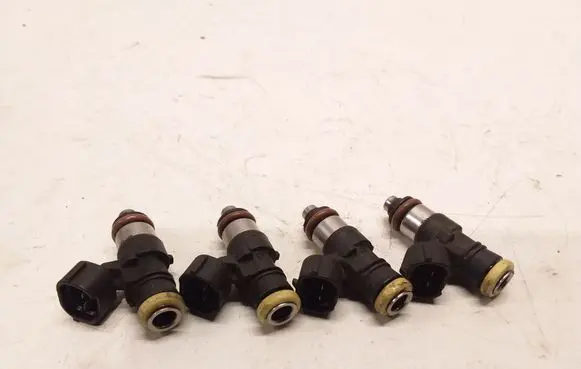 Volkswagen PASSAT B6 Fuel injectors set 03C906039