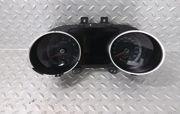 KIA Ceed Speedometer (instrument cluster) 94003J7410 1164202850