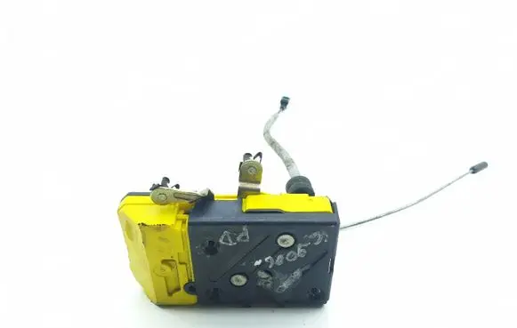 Volvo XC90 Front door lock 30699749