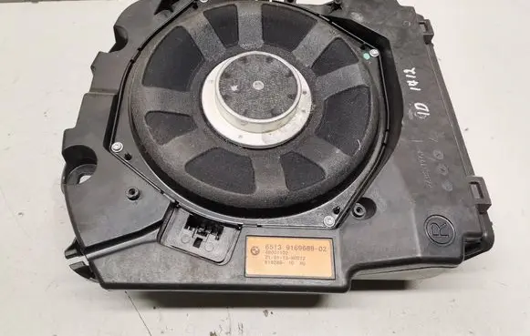 BMW 5 F10 F11 Subwoofer speaker 9169688