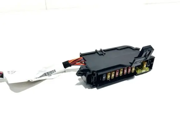 Audi A4 S4 B9 8W Fuse module 4H0941824 44770