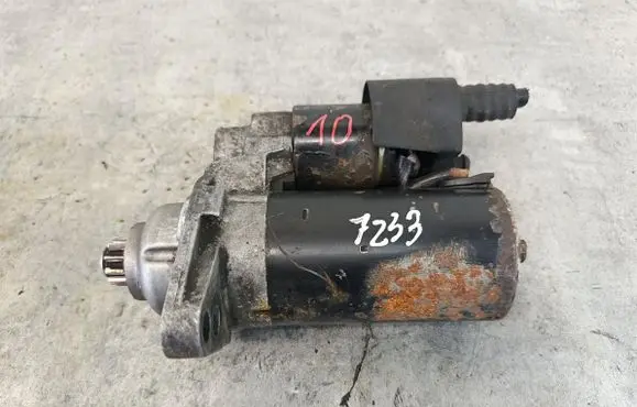 Volkswagen Touran I Starter motor