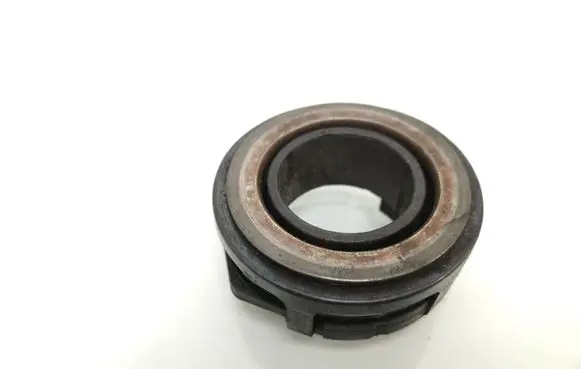 Volkswagen PASSAT B6 clutch release bearing 02A141185M