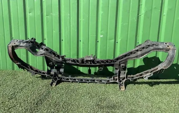 Ford C-MAX I Radiator support slam panel 3M518B041AZ