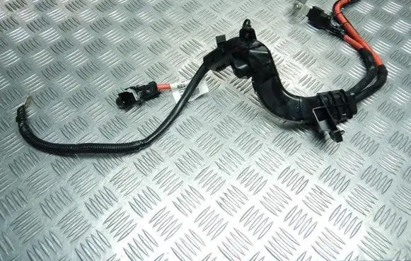 Volvo V40 Positive cable (battery) 31412982