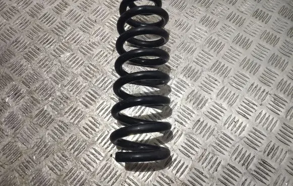 Mercedes-Benz GLC C253 Rear coil spring