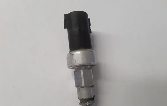 Ford Mondeo MK IV Air conditioning (A/C) pressure sensor 6F9319D594AA