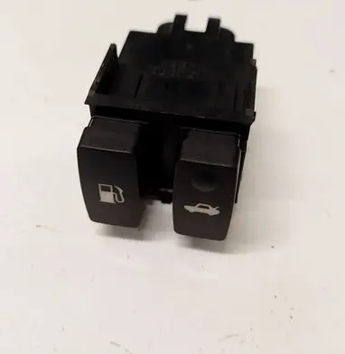 Lexus IS 220D-250-350 Fuel tank opening switch 15A990