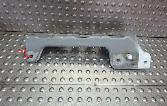 Renault Clio V Fender mounting bracket S26309238 64137564R