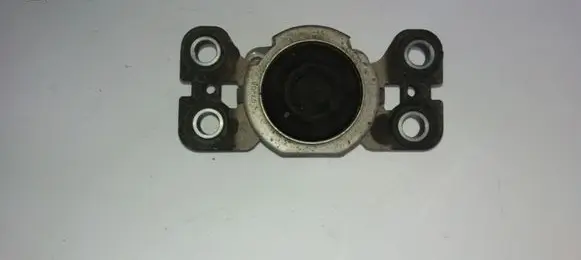 Volvo S80 Gearbox mount 6G927M121RF12 090403 P4FFA
