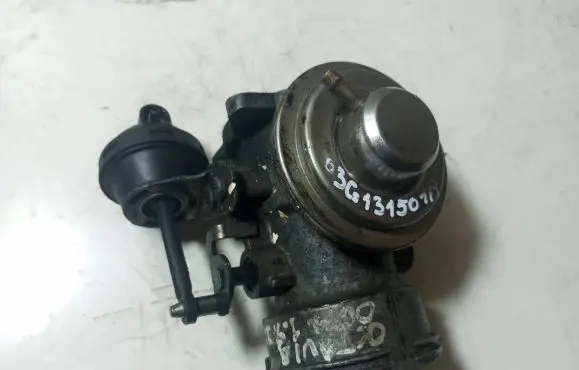 Skoda Octavia Mk2 (1Z) EGR valve 03G131501A
