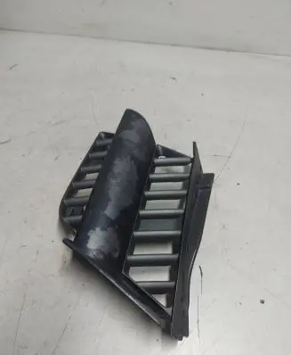 Mitsubishi Outlander Front bumper upper radiator grill MN175977