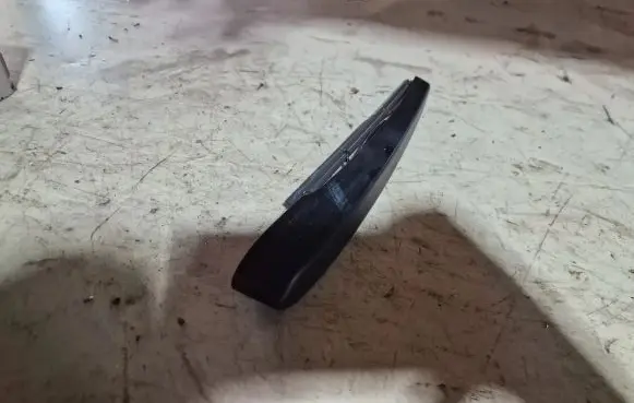 Buick Encore I Rear wiper blade arm