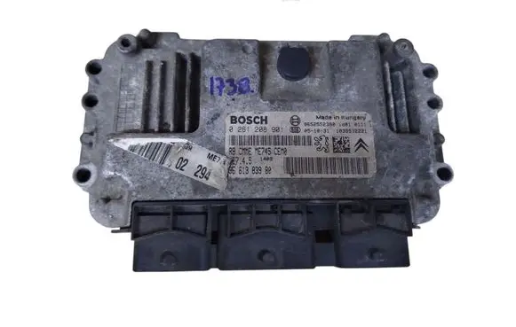 Peugeot 206 Engine control unit/module 9661383980 0261208901