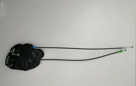 Toyota Auris E180 Rear door lock A084219