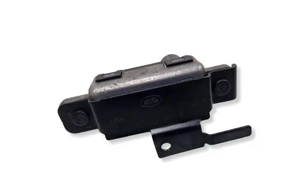 Land Rover Discovery 4 - LR4 Glow plug pre-heat relay GX7312B533AC 13072015