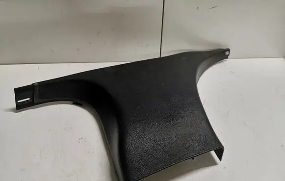 Dodge Durango (B) pillar trim (bottom)