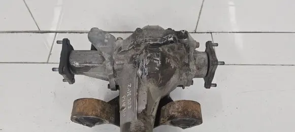 Suzuki Grand Vitara II Rear differential 405K23460