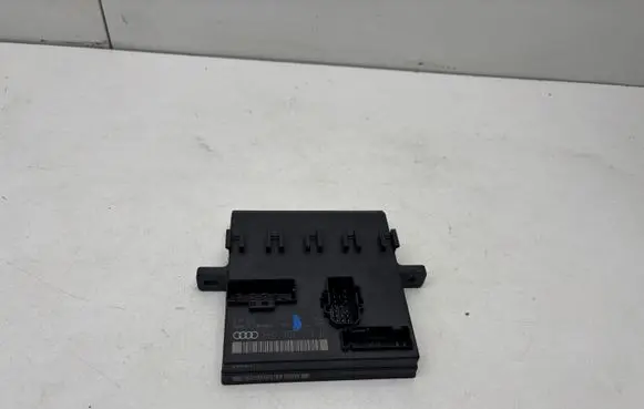 Audi A4 S4 B6 8E 8H Comfort/convenience module 8E0907279B