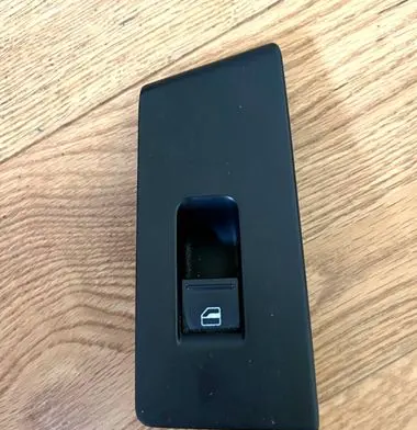 Volkswagen PASSAT B7 Electric window control switch 3AA868750