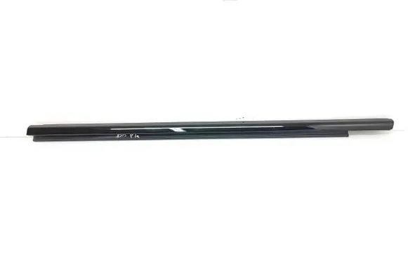 BMW i4 Front door glass trim molding 7482959