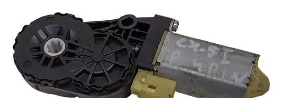 Mazda CX-5 Seat adjustment motor 0390203832