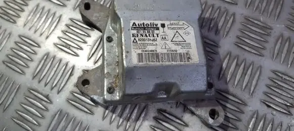 Renault Laguna II Airbag control unit/module 601958800 8200138952