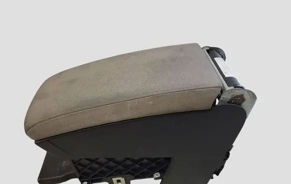 Volkswagen PASSAT B6 Center console 3C0863319S 3C0864207