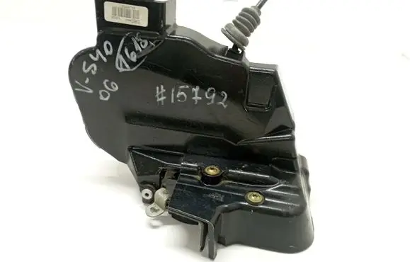 Volvo S40 Front door lock 30699784