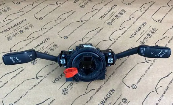 Volkswagen PASSAT B8 Gear shift switch/knob 5G1953569D 5Q1953521GA