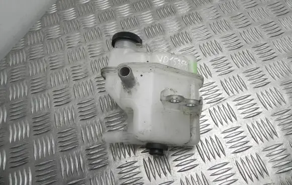 Toyota Yaris Coolant expansion tank/reservoir VD15354