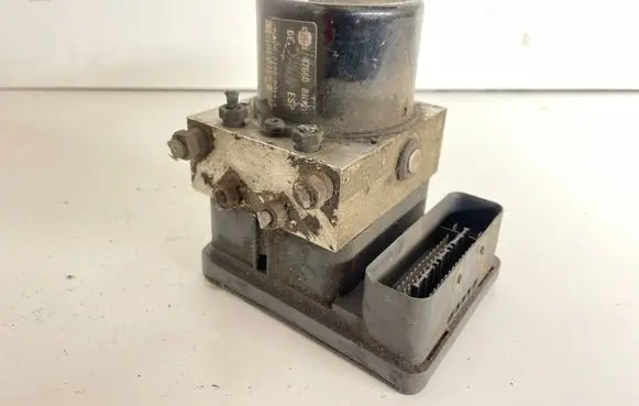 Nissan Almera N16 ABS Pump 06210901163 47660BN920