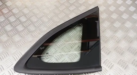 Hyundai Tucson TL Rear side window 87820D3000 87820D3010