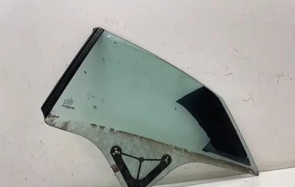 Mercedes-Benz E C207 W207 Rear door window glass 43R00050