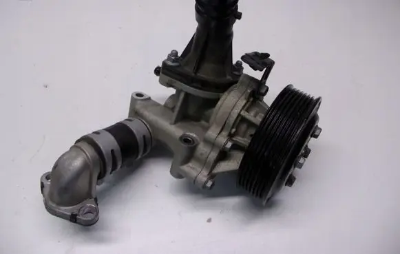 KIA Niro Water pump