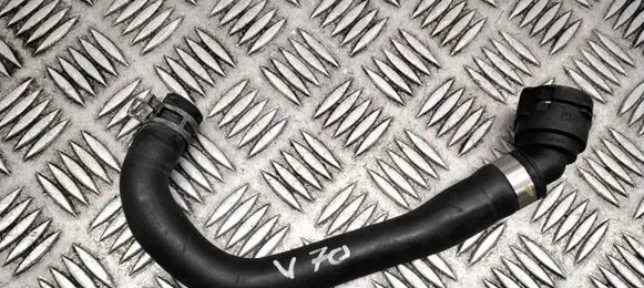 Engine coolant pipe/hose