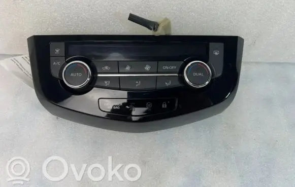 Nissan X-Trail T32 Climate control unit 275004EA0A