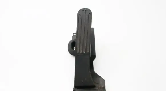 Volkswagen PASSAT B6 Accelerator throttle pedal 6PV008745