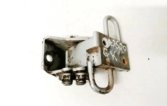 Audi A6 S6 C5 4B Rear door lower hinge 4b0833411e