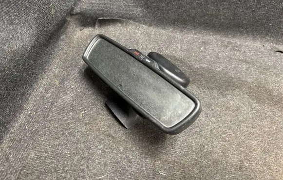 Dodge Challenger Rear view mirror (interior) 68275506aa 35034 028005